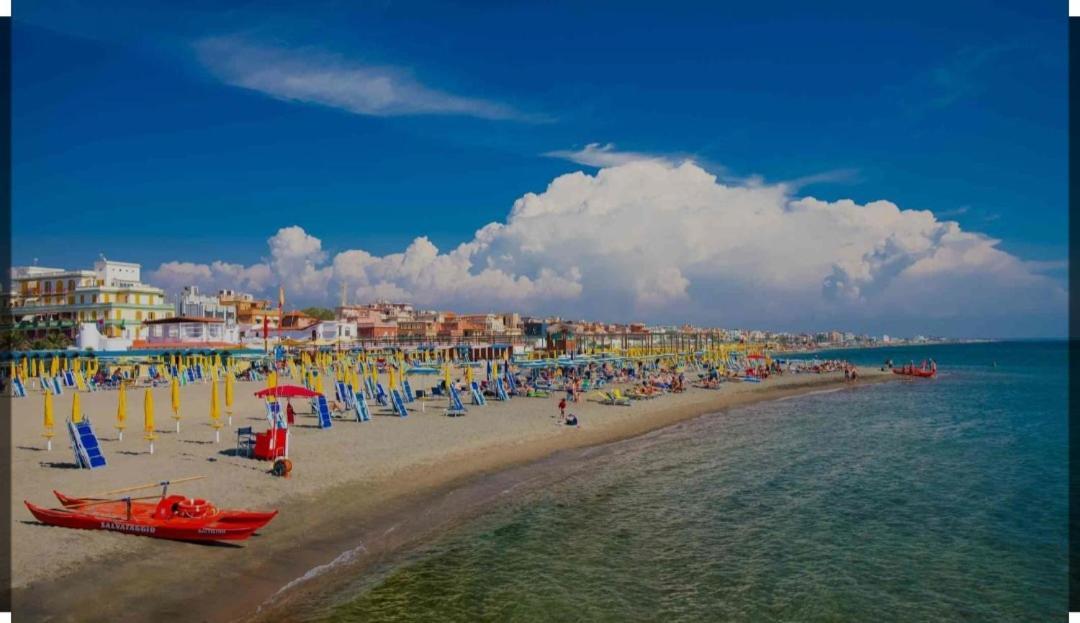 Attico Granelli Di Sabbia Apartment Lido di Ostia Luaran gambar